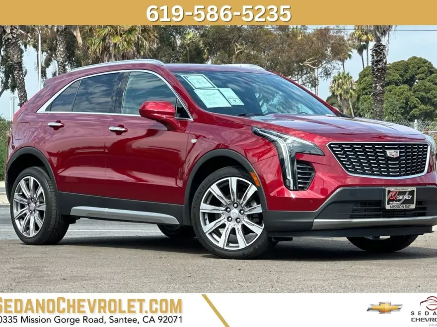 2019 Cadillac XT4 Premium Luxury photo 1