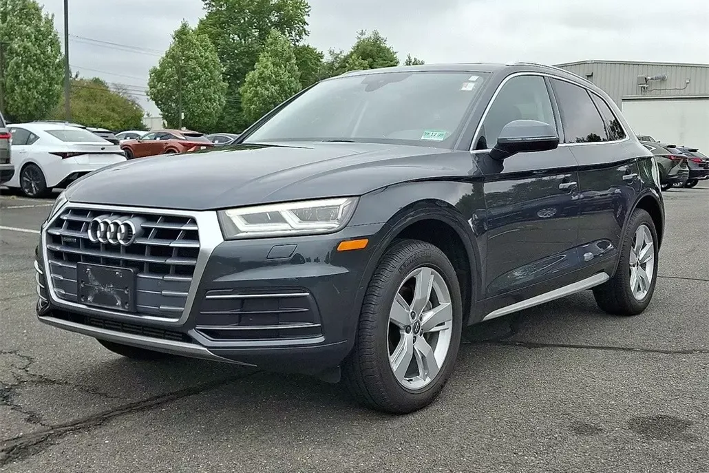 2019 Audi Q5 2.0T Premium Plus photo 1