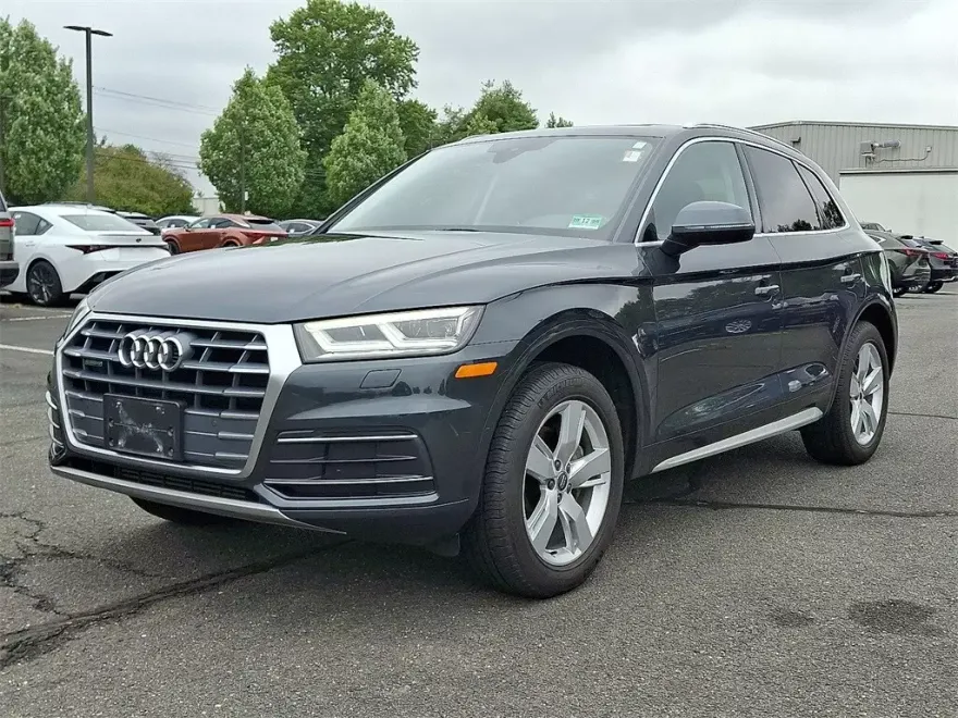 2019 Audi Q5 2.0T Premium Plus photo 1