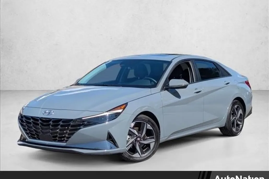 2023 Hyundai Elantra Limited photo 1