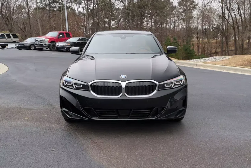 2025 Bmw 330i photo 1