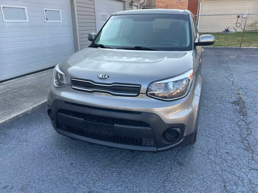 2018 Kia Soul Base photo 1