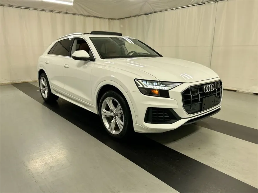 2022 Audi Q8 55 Prestige photo 1