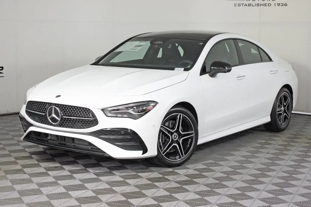 2025 Mercedes Benz CLA 250 4MATIC photo 1