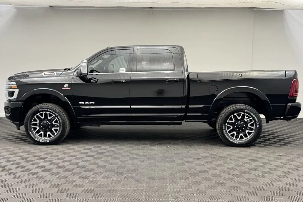 2025 Ram 3500 Limited photo 1