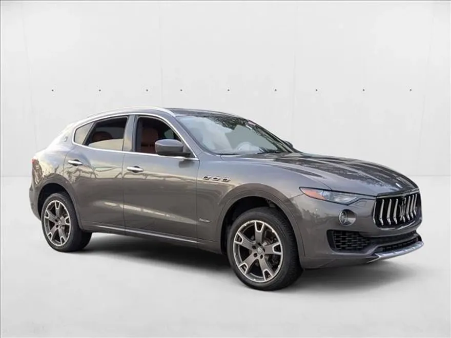 2018 Maserati Levante GranLusso photo 1