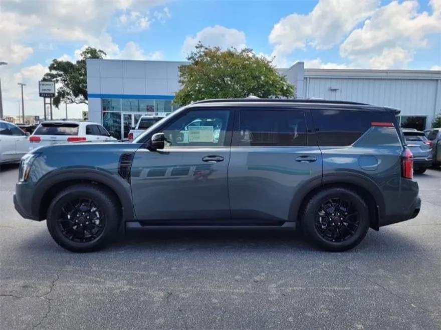 2025 Nissan Armada photo 1