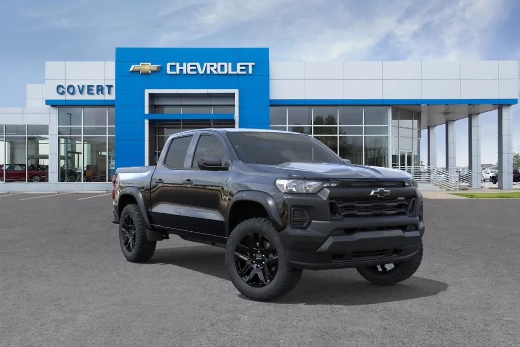2025 Chevrolet Colorado Trail Boss photo 1