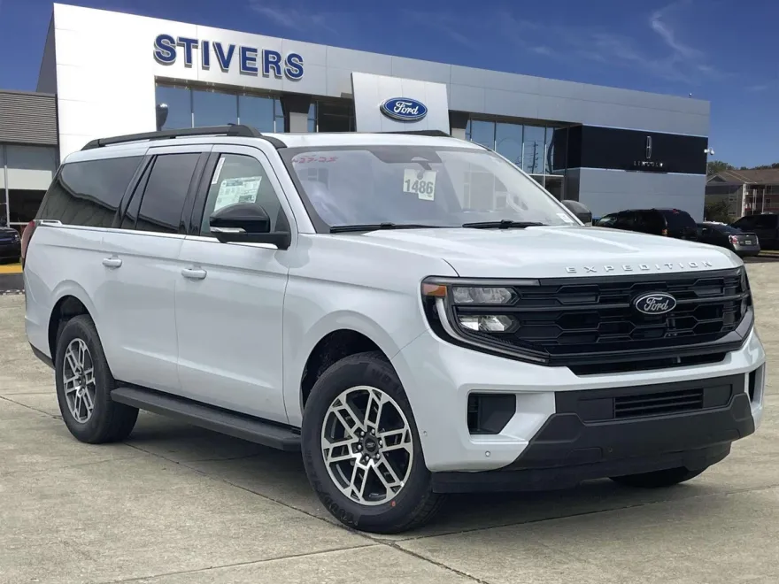 2025 Ford Expedition MAX photo 1
