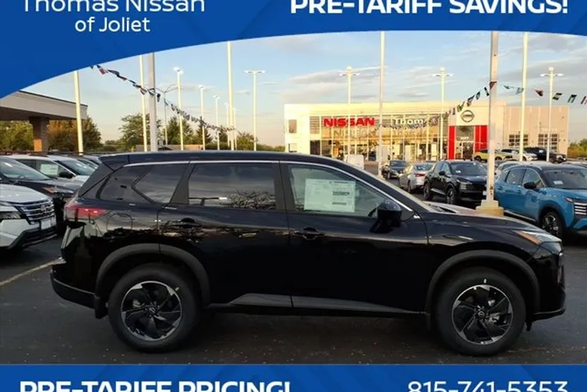 2026 Nissan Rogue SV photo 1