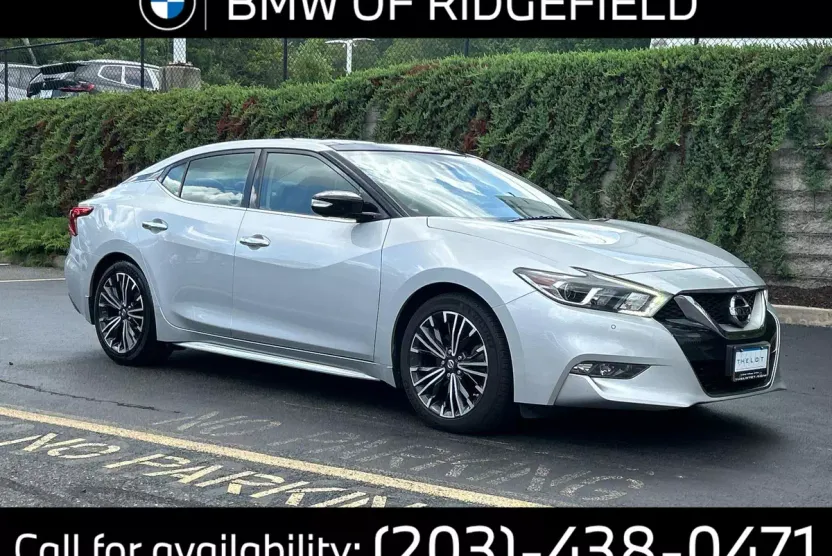 2017 Nissan Maxima Platinum photo 1