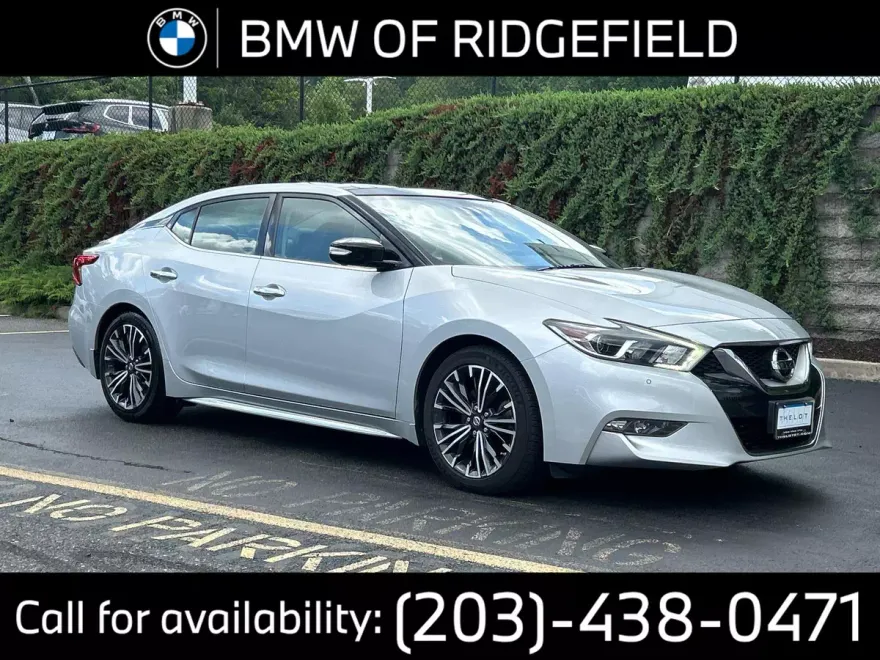 2017 Nissan Maxima Platinum photo 1