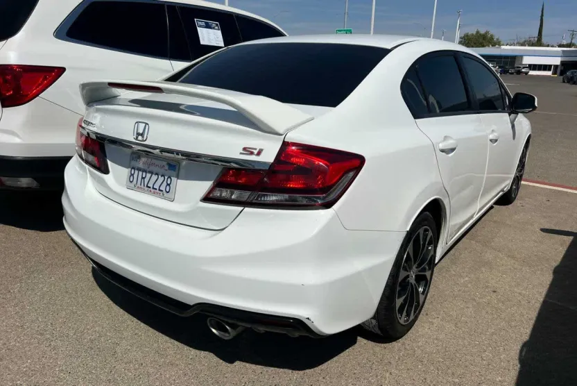 2013 Honda Civic Si photo 1