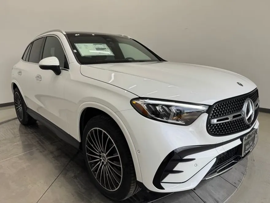 2026 Mercedes Benz GLC 300 photo 1