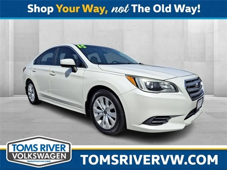 2015 Subaru Legacy 2.5i Premium photo 1