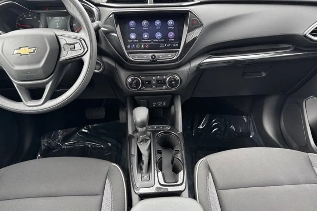 2023 Chevrolet Trailblazer LT photo 1
