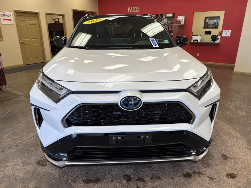 2023 Toyota RAV4 Prime XSE photo 1