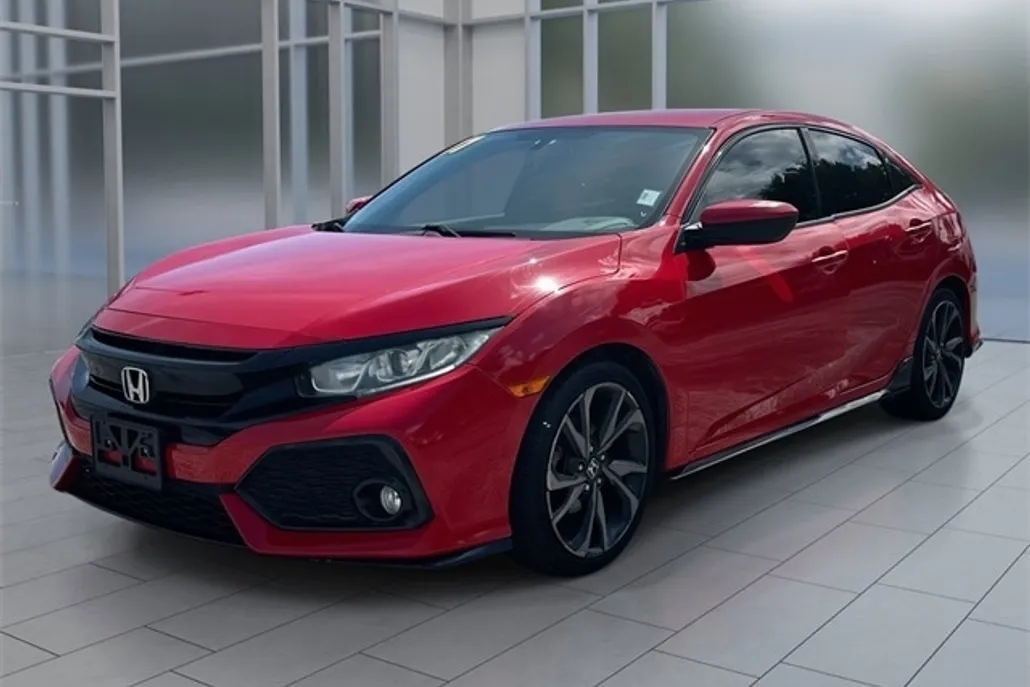 2017 Honda Civic Sport Hatchback photo 1
