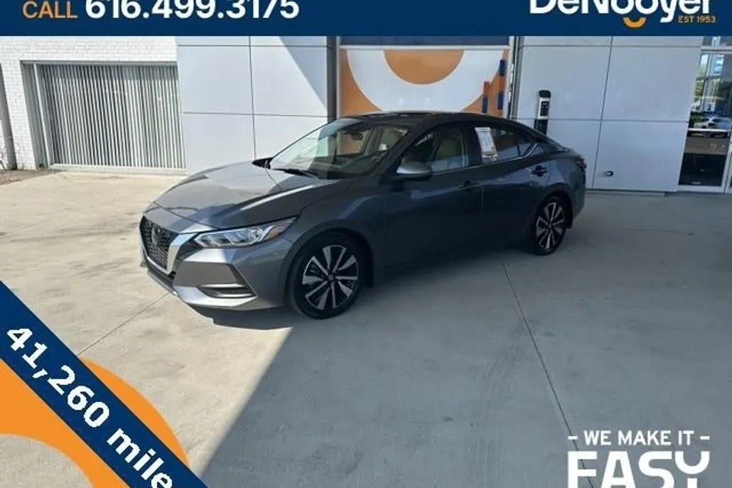 2022 Nissan Sentra SV photo 1