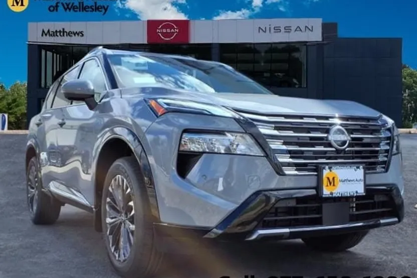 2025 Nissan Rogue Platinum photo 1