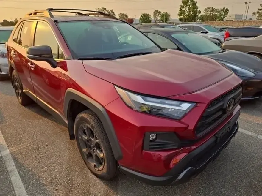 2022 Toyota RAV4 TRD photo 1