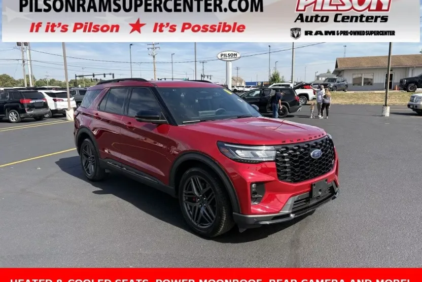 2025 Ford Explorer ST photo 1