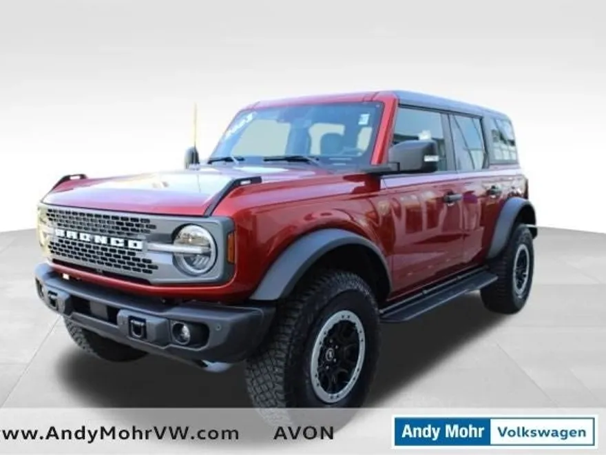2023 Ford Bronco Badlands photo 1