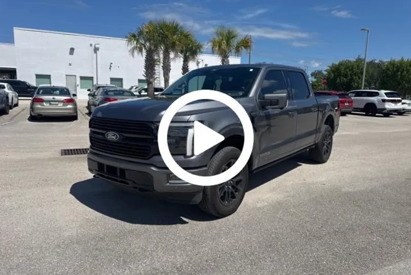 2024 Ford F-150 Platinum photo 1