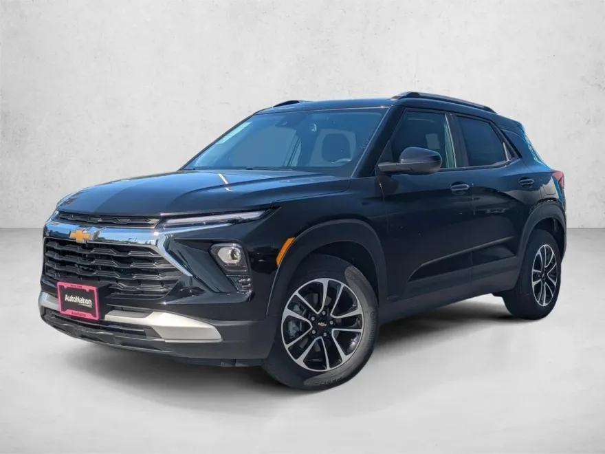 2026 Chevrolet Trailblazer LT photo 1
