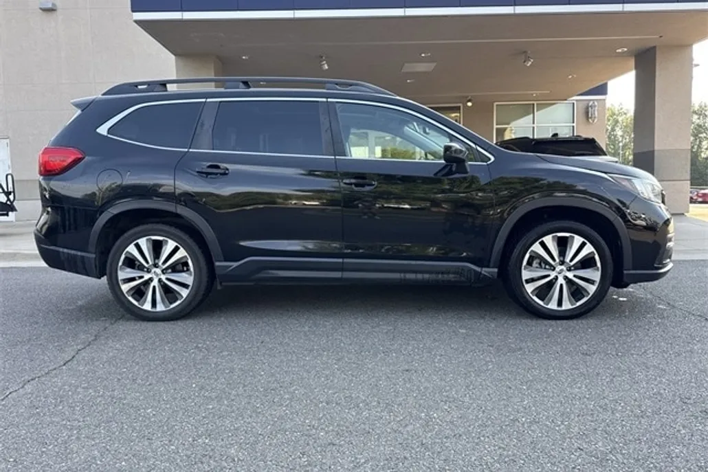2021 Subaru Ascent Premium photo 1