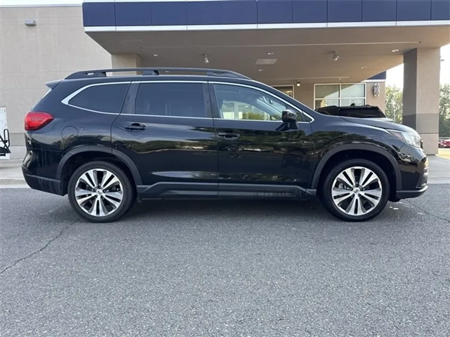 2021 Subaru Ascent Premium photo 1