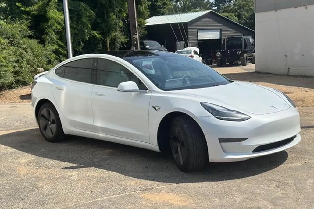 2018 Tesla Model 3 Performance photo 1