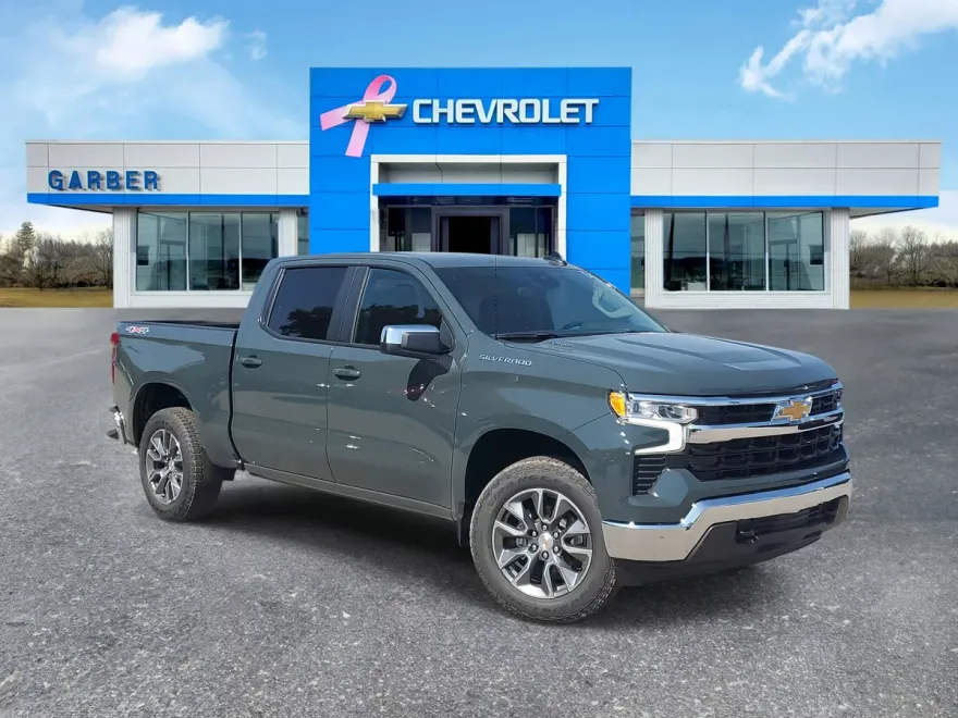 2026 Chevrolet Silverado 1500 LT photo 1