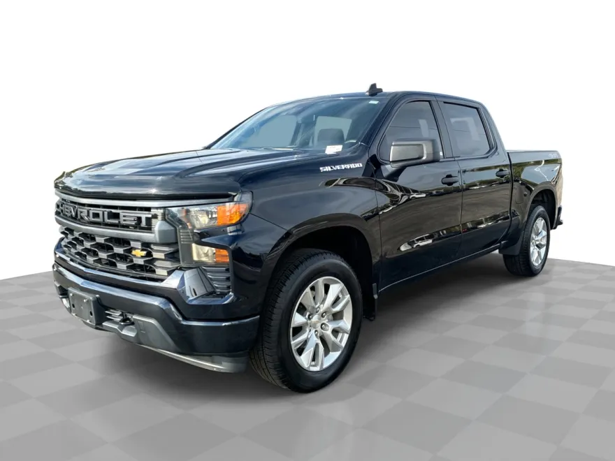 2022 Chevrolet Silverado 1500 Custom photo 1