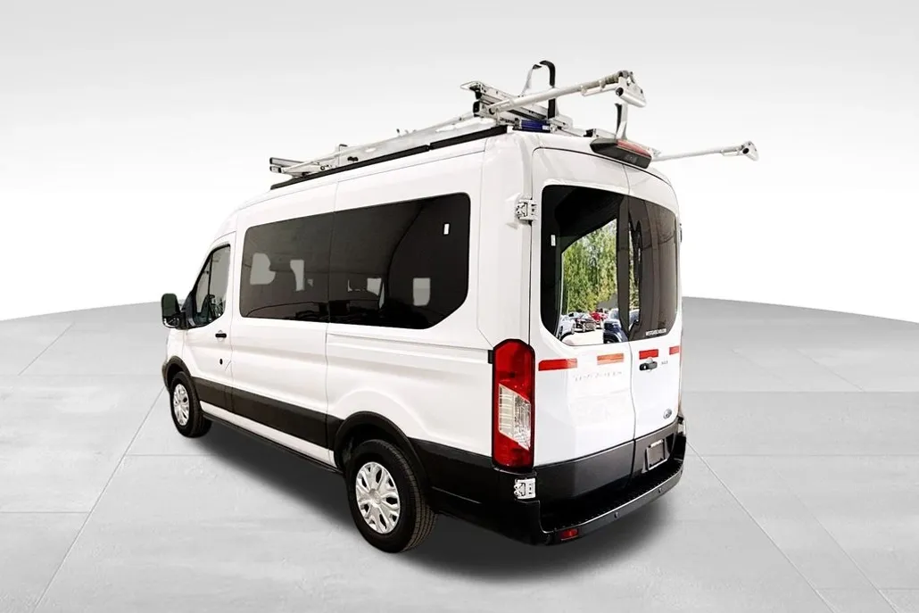 2018 Ford Transit photo 1