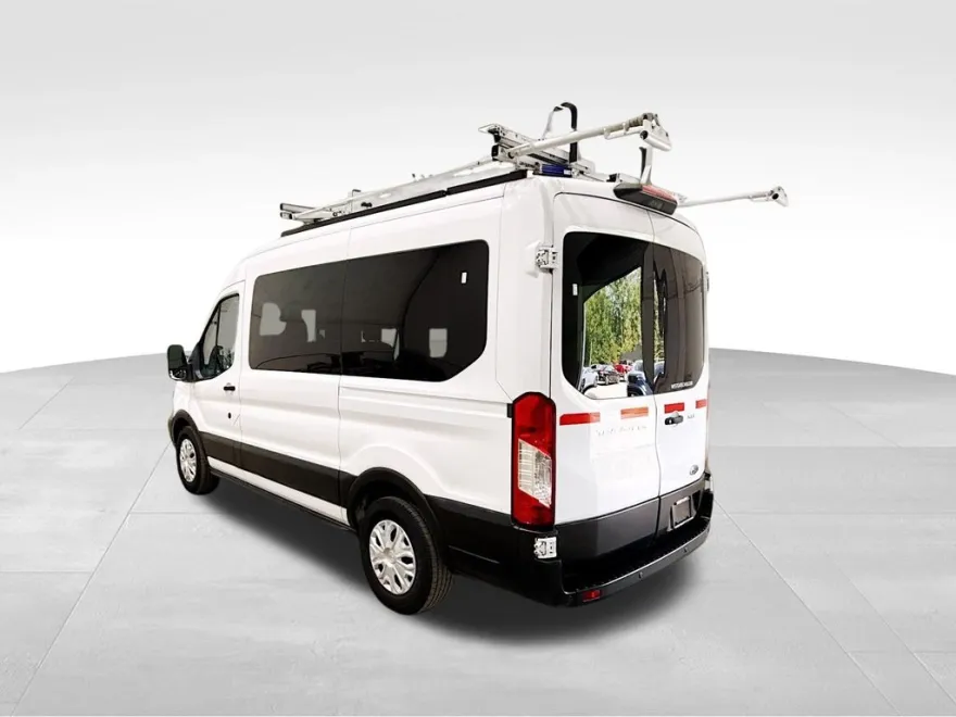 2018 Ford Transit photo 1
