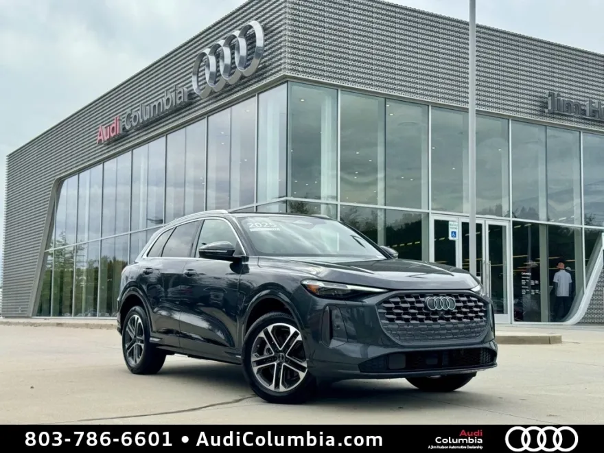 2025 Audi Q5 2.0T Premium Plus photo 1