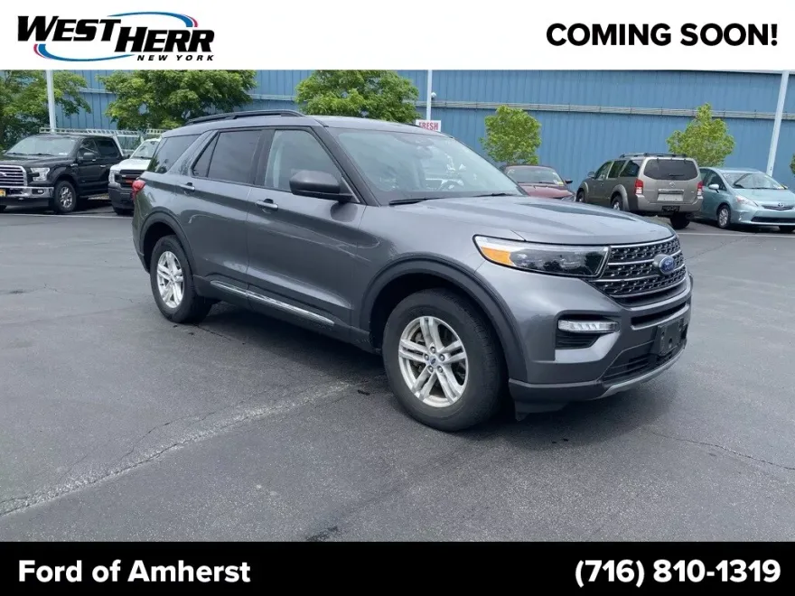 2022 Ford Explorer XLT photo 1