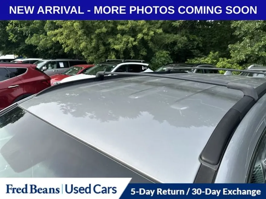 2016 Hyundai Santa Fe SE photo 1