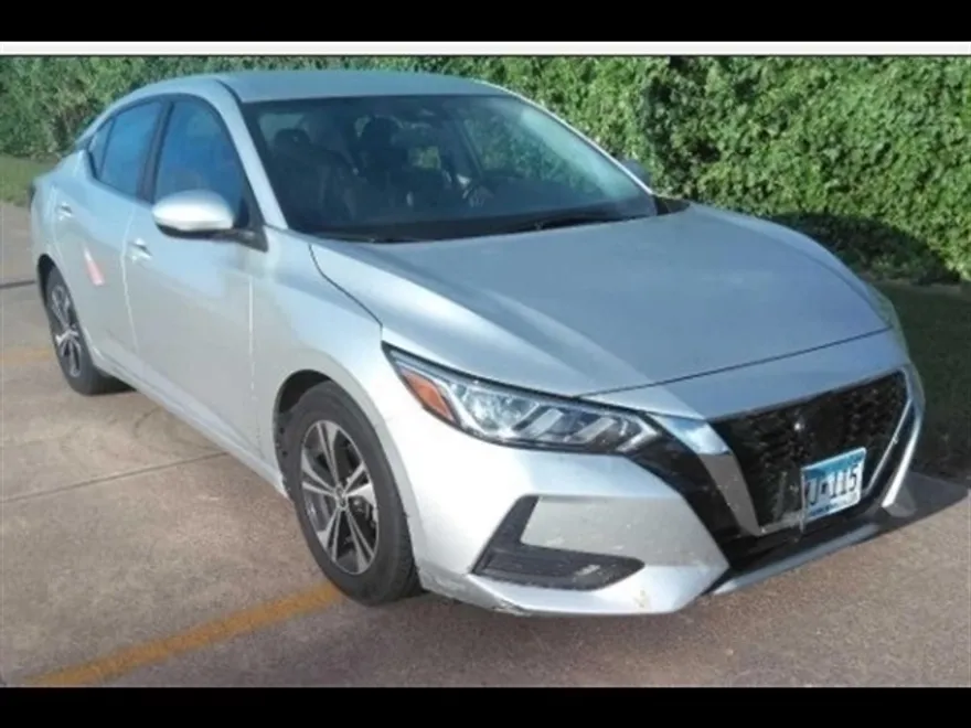 2022 Nissan Sentra SV photo 1