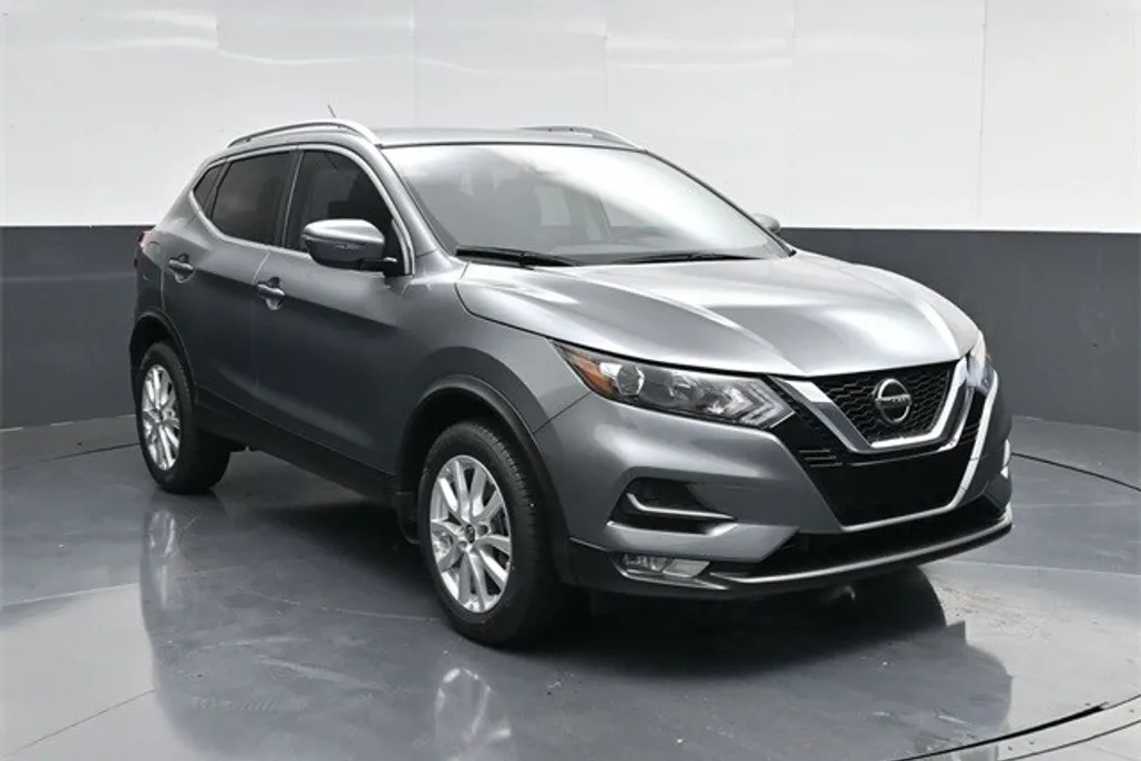 2021 Nissan Rogue Sport SV photo 1