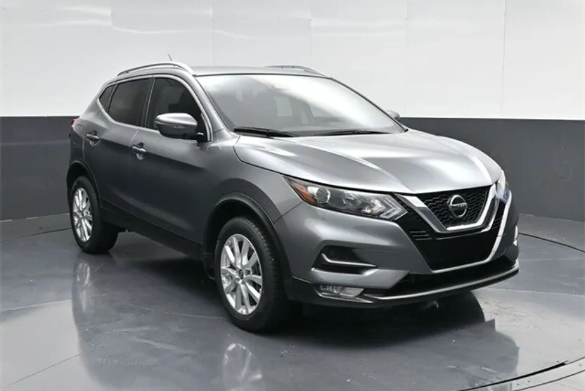 2021 Nissan Rogue Sport SV photo 1