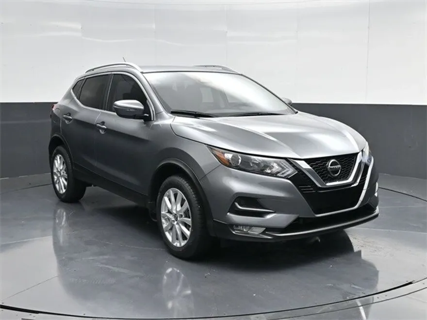 2021 Nissan Rogue Sport SV photo 1