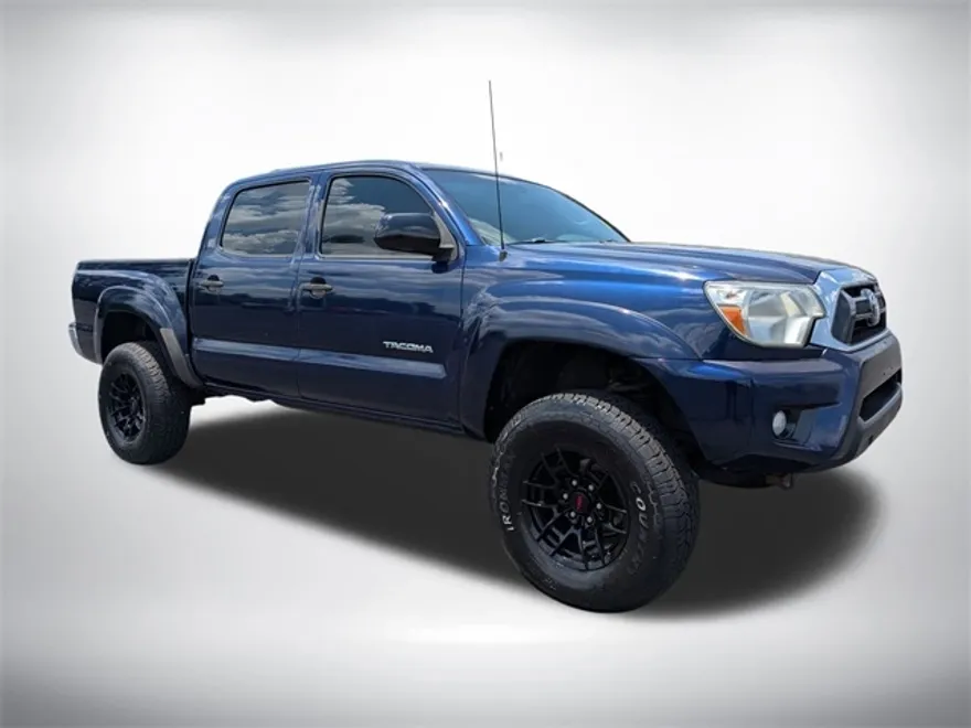 2013 Toyota Tacoma PreRunner V6 photo 1