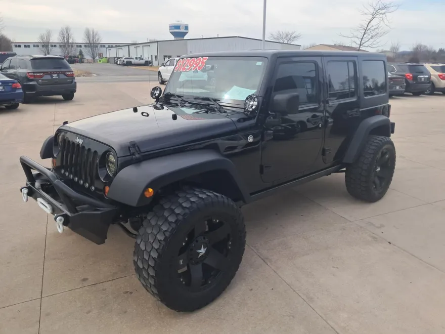 2011 Jeep Wrangler Unlimited Rubicon photo 1
