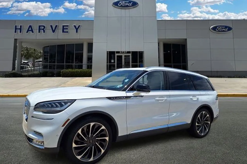 2021 Lincoln Aviator Reserve photo 1