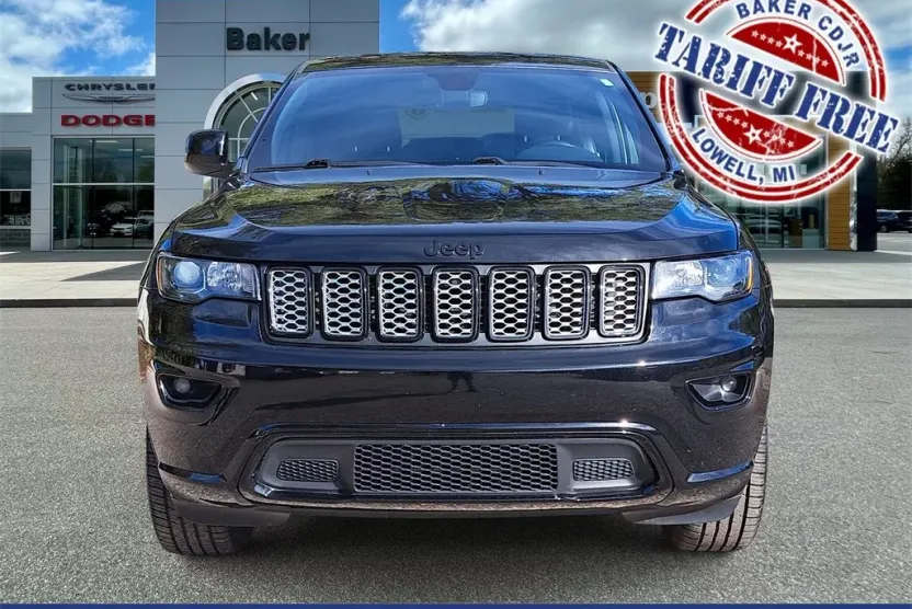 2022 Jeep Cherokee Laredo X Altitude photo 1