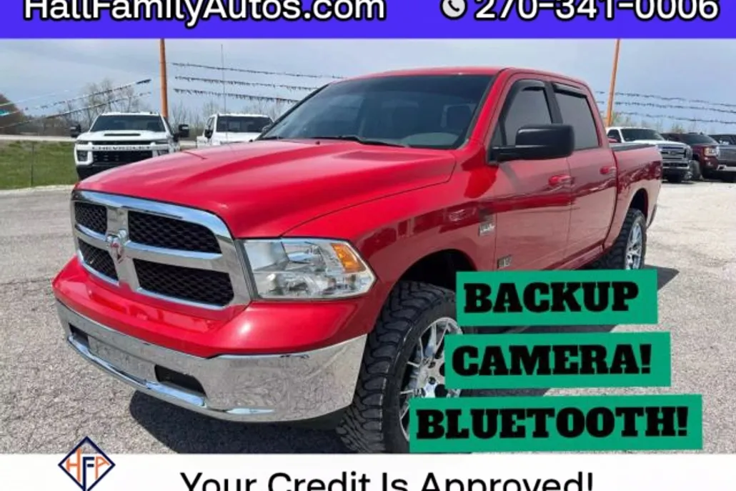 2019 Ram 1500 Classic SLT photo 1