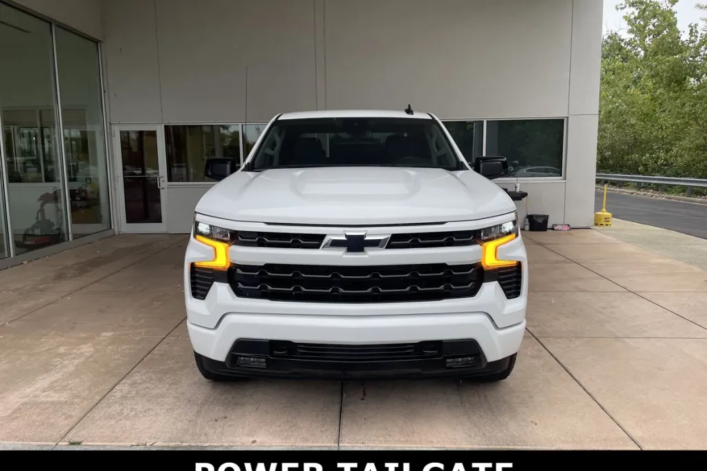 2025 Chevrolet Silverado 1500 RST photo 1