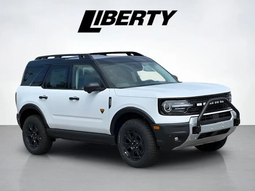 2025 Ford Bronco Sport Outer Banks photo 1